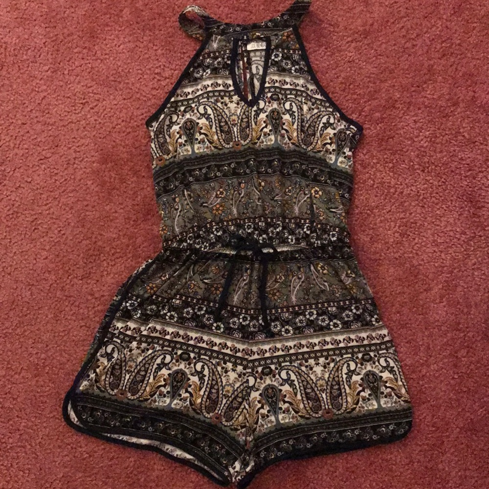Multiple Patterned Romper